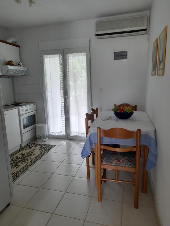 Maisonette Basilissa Nea Poteidaia Exterior foto