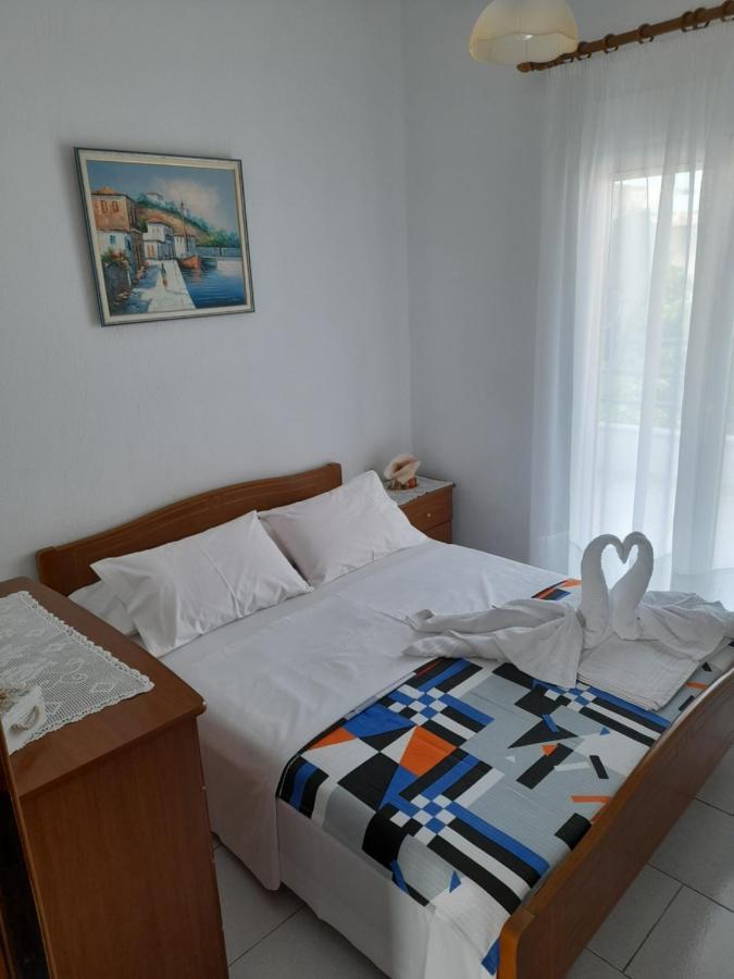 Maisonette Basilissa Nea Poteidaia Exterior foto