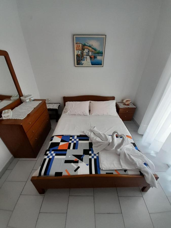 Maisonette Basilissa Nea Poteidaia Exterior foto